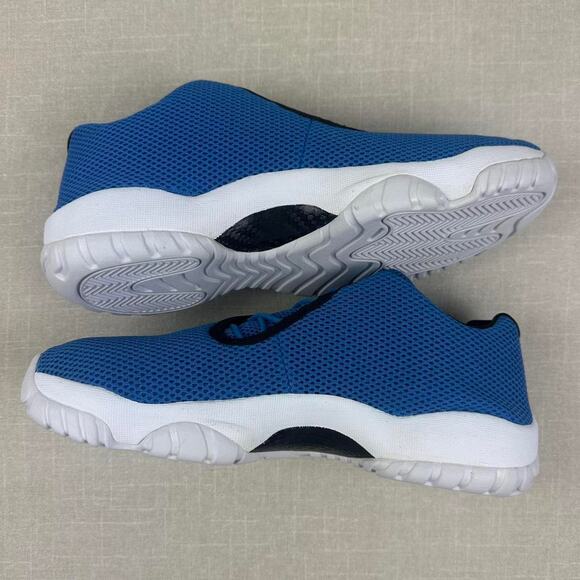 ? 2015 Jordan Future Low \